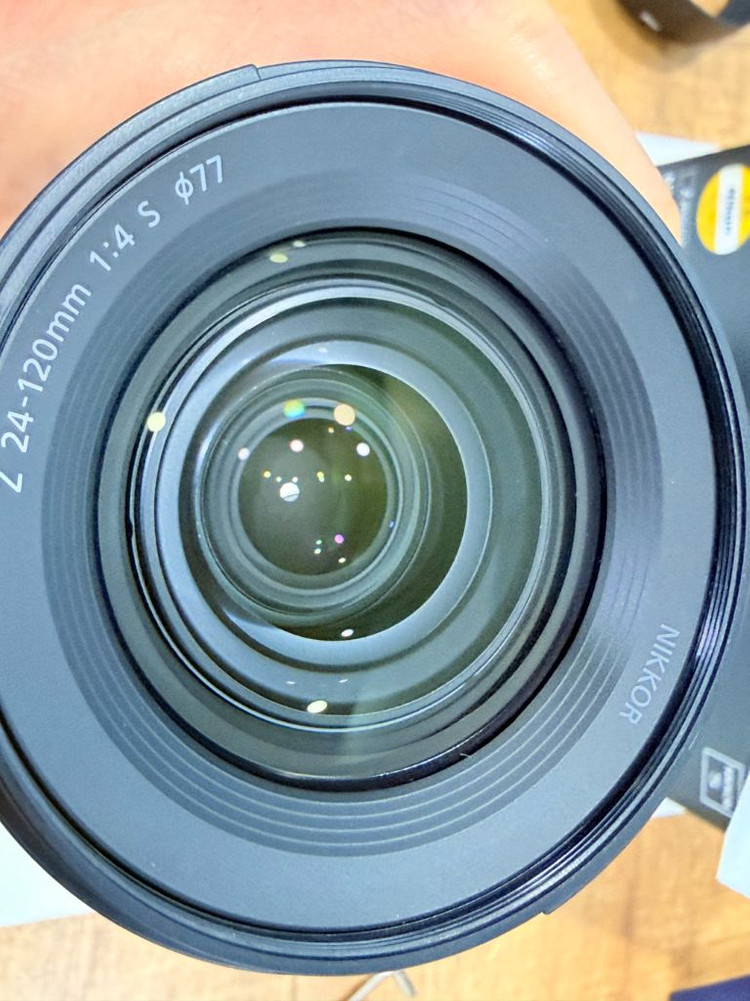 NIKKOR Z 24-120mm f4 S 렌즈 Z 마운트 이미지