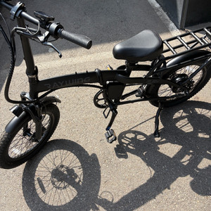 레이윙 러쉬 블랙 접이식 전기자전거 이미지