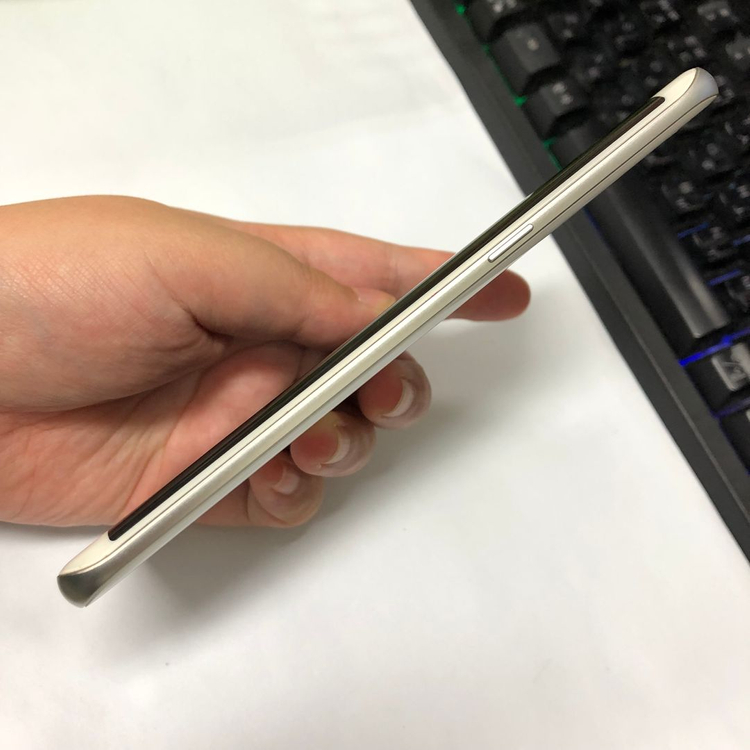 갤럭시S7 엣지 32GB 화이트 중고폰 서브폰 세컨폰 서브폰 209118 이미지