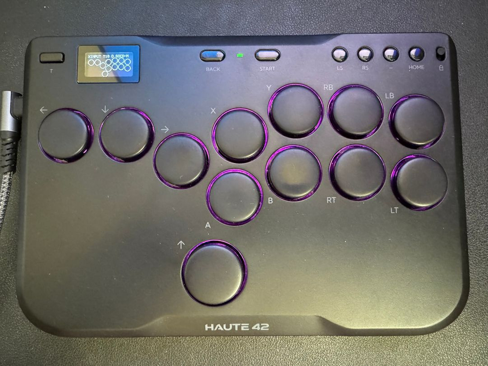 HAUTE42 P12 히트박스 컨트롤러 판매합니다. 이미지