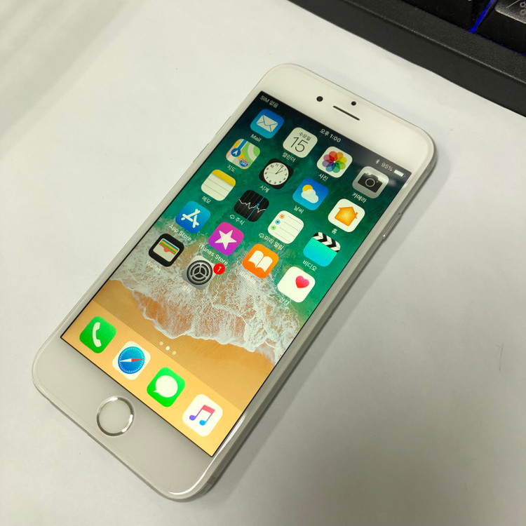 아이폰6 16GB 실버 중고폰 배터리92% 레트로감성 인스타 사진폰 카메라폰 101933 이미지