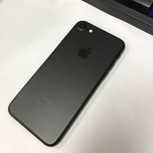 아이폰7 32GB 블랙 카메라무음 중고폰 배터리97% 레트로감성 인스타 사진폰 카메라폰 202169 이미지