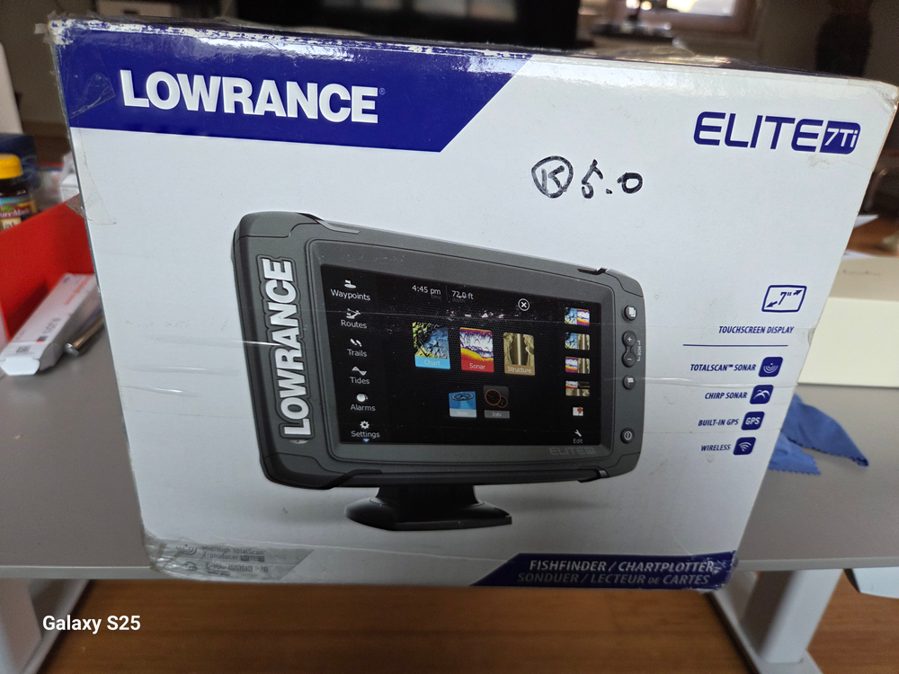 낚시보트 이미지