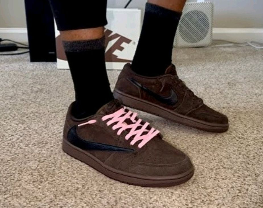 [270]나이키 x 트래비스 스캇 조던1 벨벳 브라운 이미지