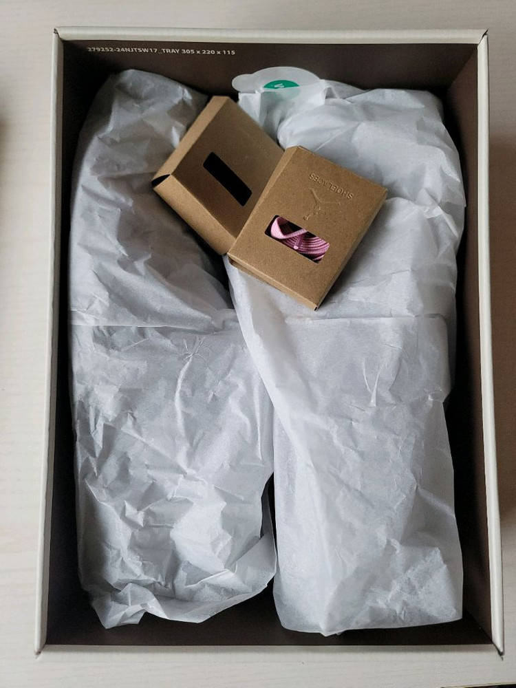 [270]나이키 x 트래비스 스캇 조던1 벨벳 브라운 이미지