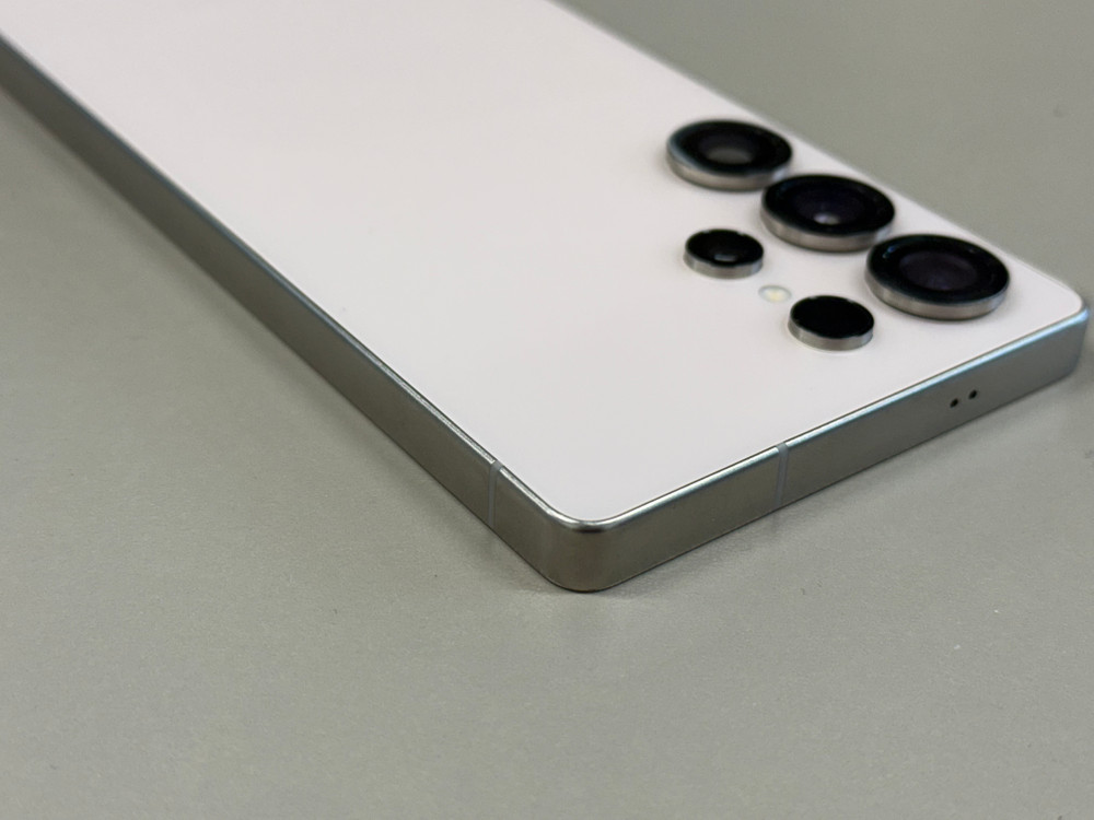 (90만원)갤럭시S25울트라 골드 512G 깨끗한 자급제 단말기 최저가 이미지