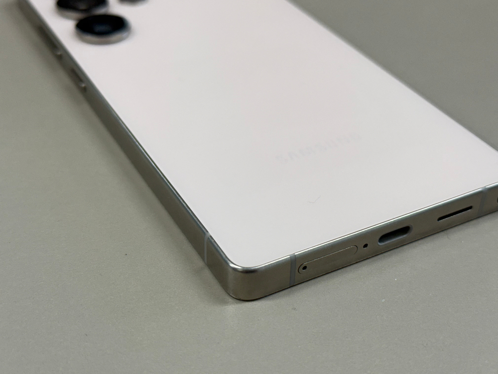 (90만원)갤럭시S25울트라 골드 512G 깨끗한 자급제 단말기 최저가 이미지