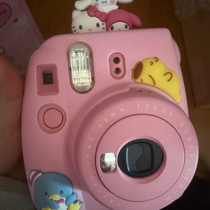 헬로키티 마이멜로디 시나모롤등 산리오 캐릭터즈 콜라보 미니 폴라로이드 카메라 인스탁스 미니 20년 발매 이미지