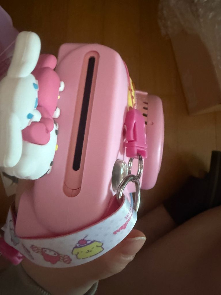 헬로키티 마이멜로디 시나모롤등 산리오 캐릭터즈 콜라보 미니 폴라로이드 카메라 인스탁스 미니 20년 발매 이미지