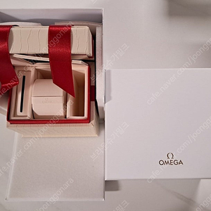 오메가 여성 시계케이스 박스 팝니다 (택포) 책자없음 이미지