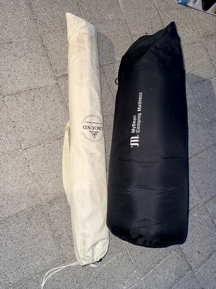 캠핑 텐트 세트 이미지