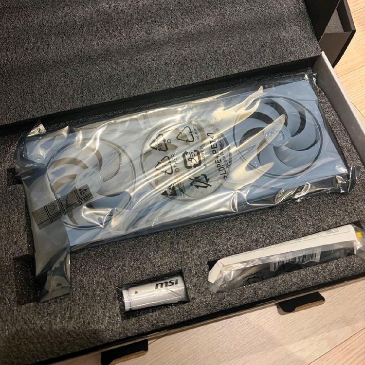 MSi RTX 5070ti 트리오를> 5080 msi나 Asus화이트 모델 교환 하실분(판매X) 이미지