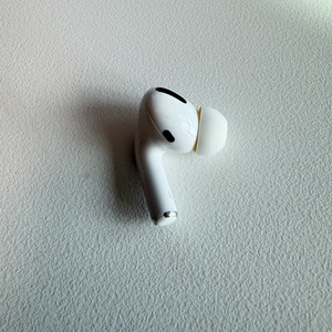 에어팟 프로 2 왼쪽 c타입 이미지