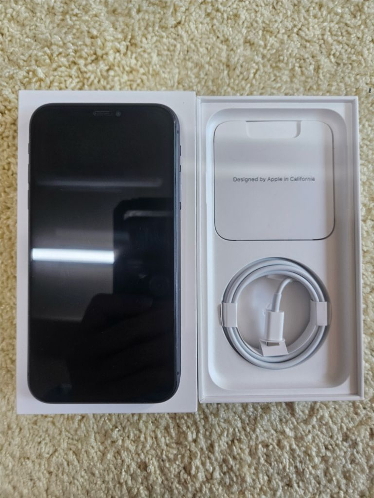 아이폰11 블랙 (미국판) 카메라 무음 미사용 판매 이미지