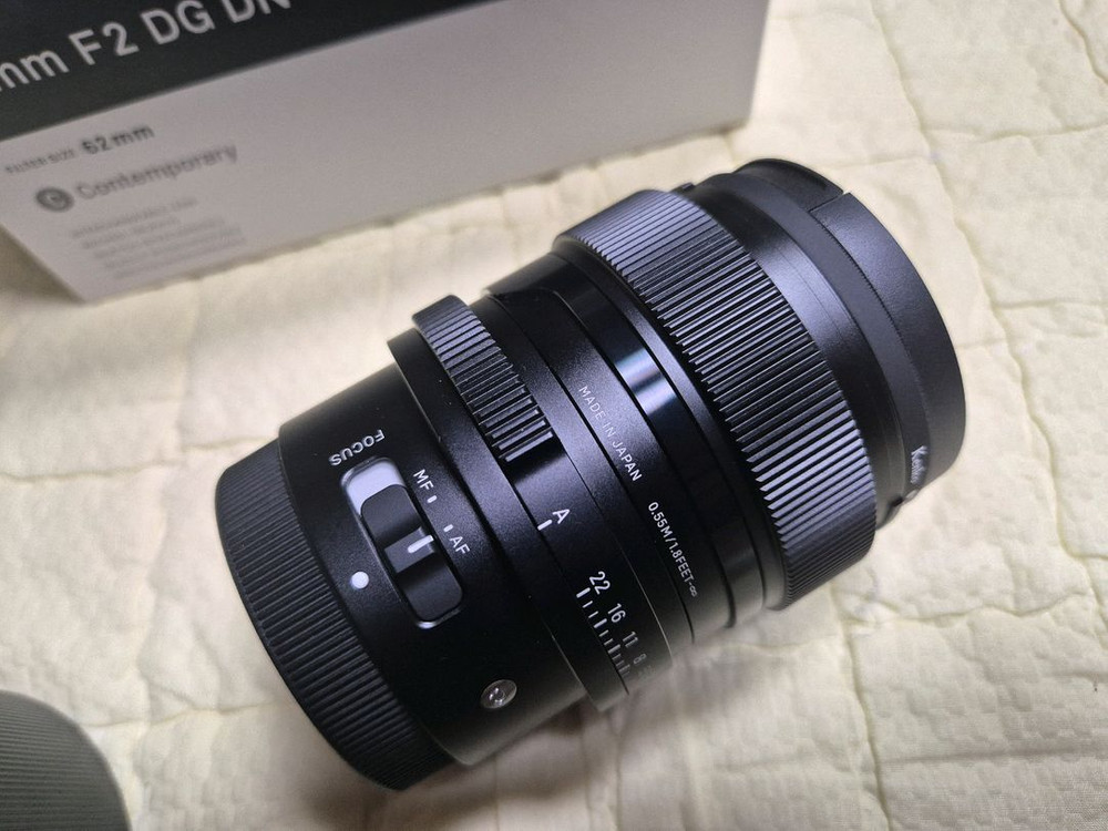 소니 E 마운트용 시그마 65mm F2 이미지