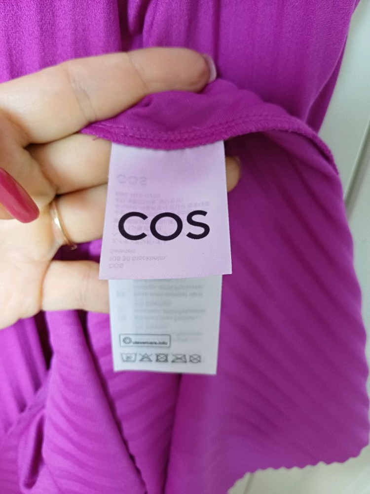코스COS 플리츠주름롱원피스 M 66~77 이미지