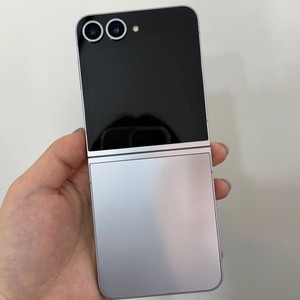 (센터수리)갤럭시Z플립6 실버 256GB Y1722 이미지
