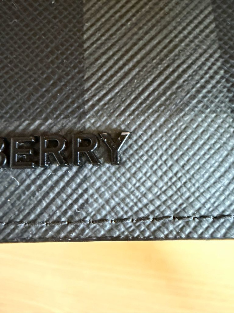 버버리 체크 레더 카드지갑 이미지