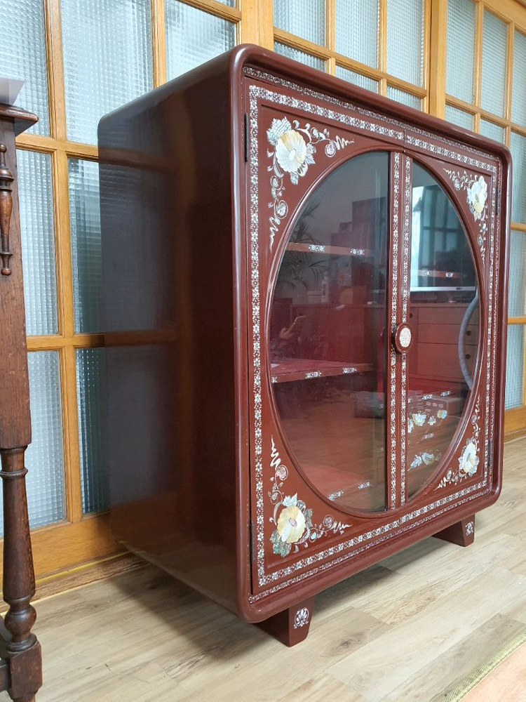 자개그릇장 이미지