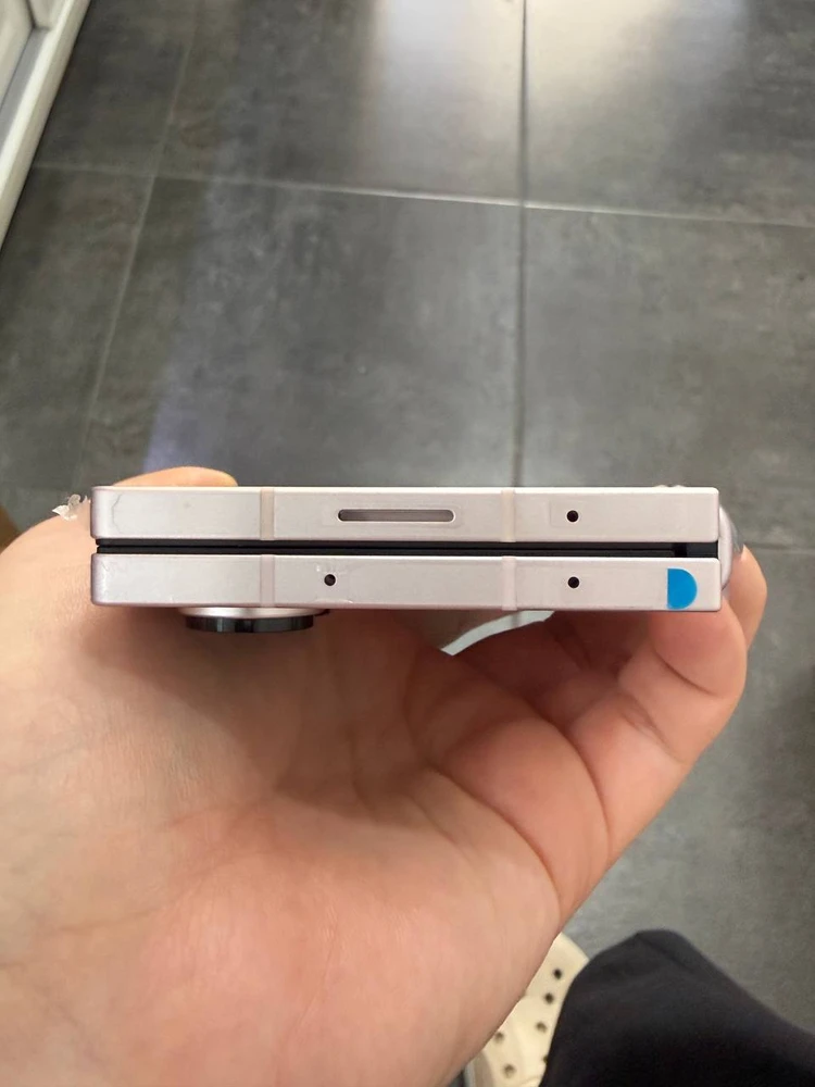 센터수리)갤럭시Z폴드6 핑크 256GB Y1727 이미지