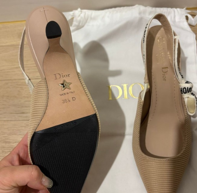 [정품] 디올 J'Adior 슬링백 펌프스 베이지 이미지