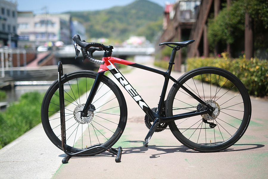 *가격인하*22년 트렉 에몬다 SL6 프로 디스크 47 울테그라 이미지