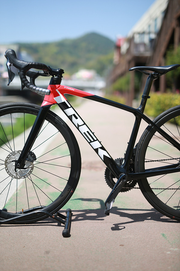 *가격인하*22년 트렉 에몬다 SL6 프로 디스크 47 울테그라 이미지