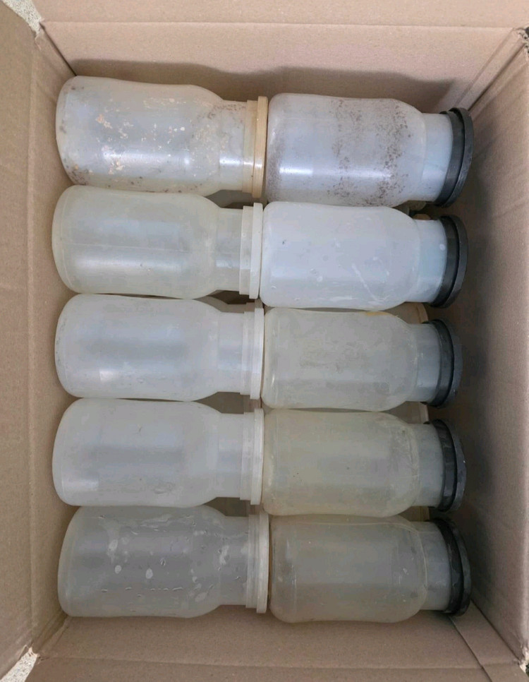 사육용품 대량판매 이미지