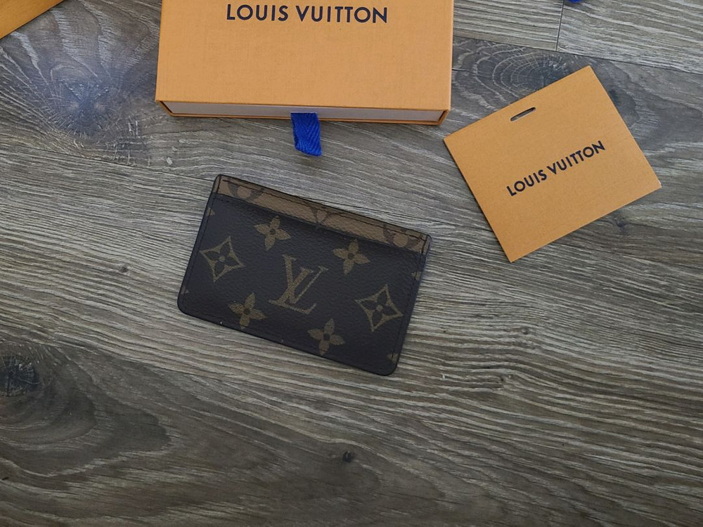 루이비통 모노그램 리버스 카드지갑 명품지갑반지갑프라다디올셀린느샤넬톰브라운고야드에르메스생로랑 이미지