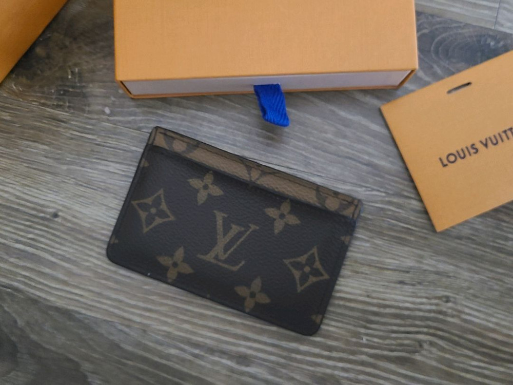 루이비통 모노그램 리버스 카드지갑 명품지갑반지갑프라다디올셀린느샤넬톰브라운고야드에르메스생로랑 이미지