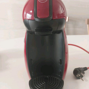 돌체구스토 커피머신 이미지