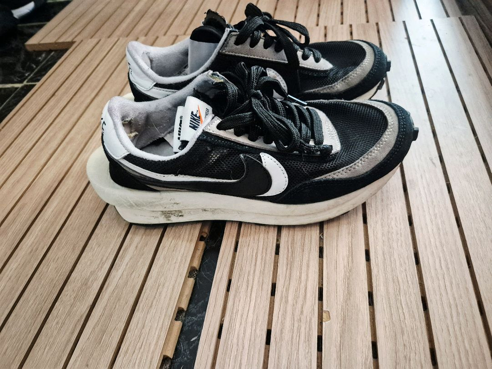 나이키 사카이 운동화 이미지