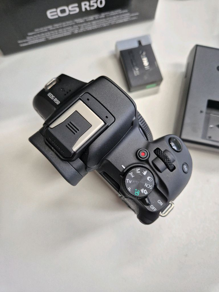 미러리스 카메라 이미지