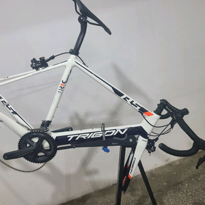 로드바이크 반차 무주행 트리곤다크니스 rs 이미지