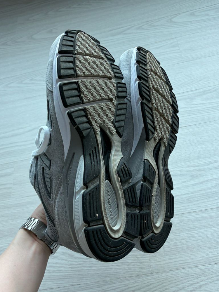 [270] 뉴발란스 990v4 그레이 이미지