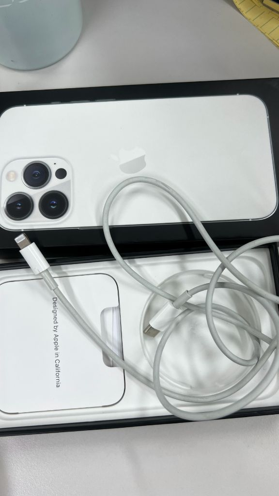 아이폰 13프로 실버 256 자급제 풀박스 이미지