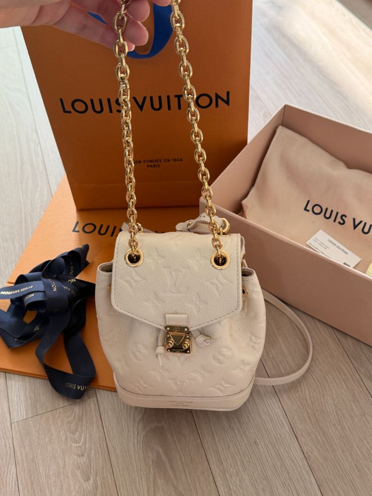 루이비통 앙프렝뜨 나노 노에 백팩 이미지