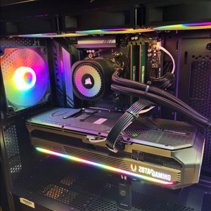 조택 Rtx5080 amp extreme 최상급 그래픽카드 이미지