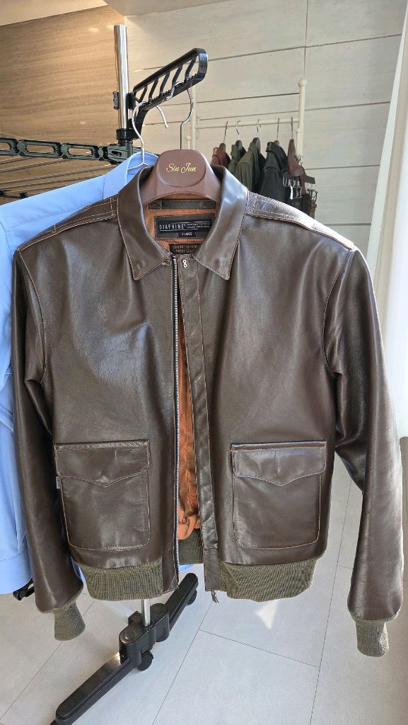 디아프바인 A-2 자켓 말가죽 이미지