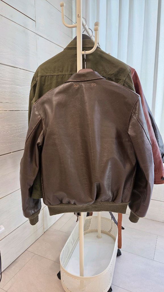 디아프바인 A-2 자켓 말가죽 이미지