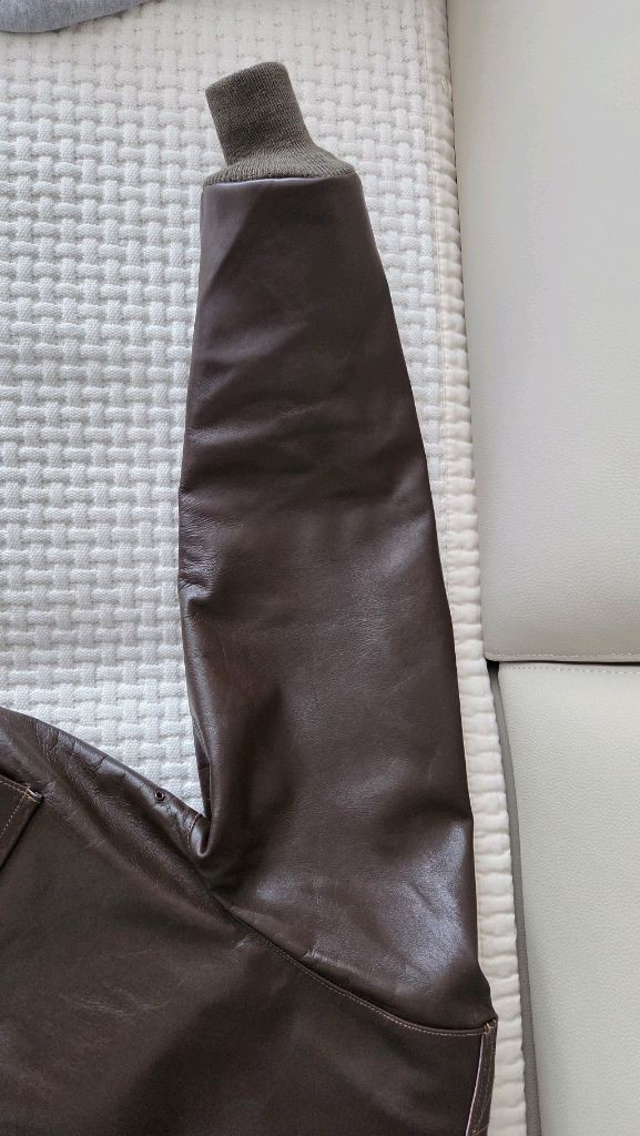 디아프바인 A-2 자켓 말가죽 이미지