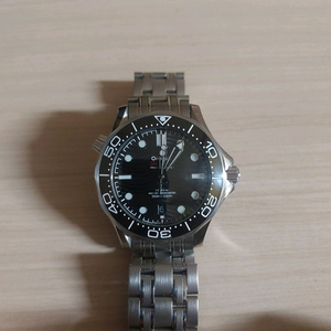 오메가 씨마스터 다이버300 이미지