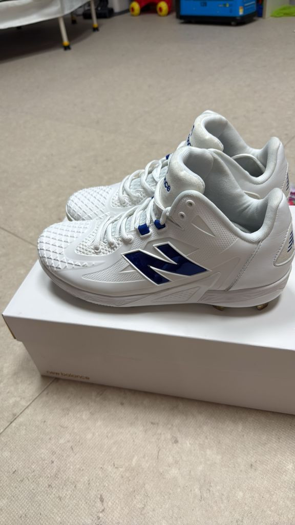 뉴발란스 야구 오타니 퓨어셀 징스파이크 275 이미지