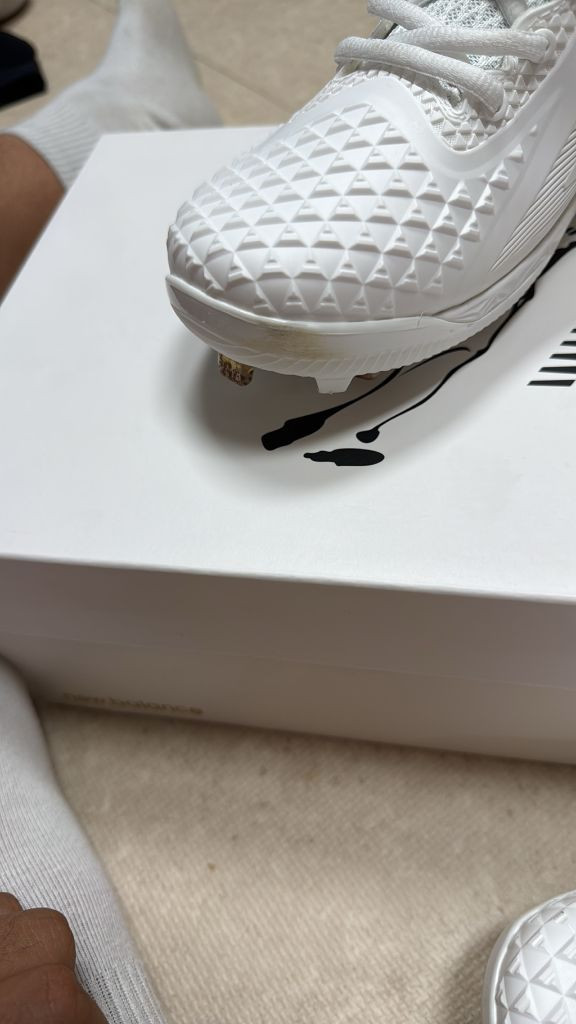 뉴발란스 야구 오타니 퓨어셀 징스파이크 275 이미지