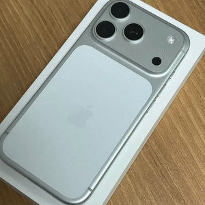 아이폰17프로 256기가 실버 이미지