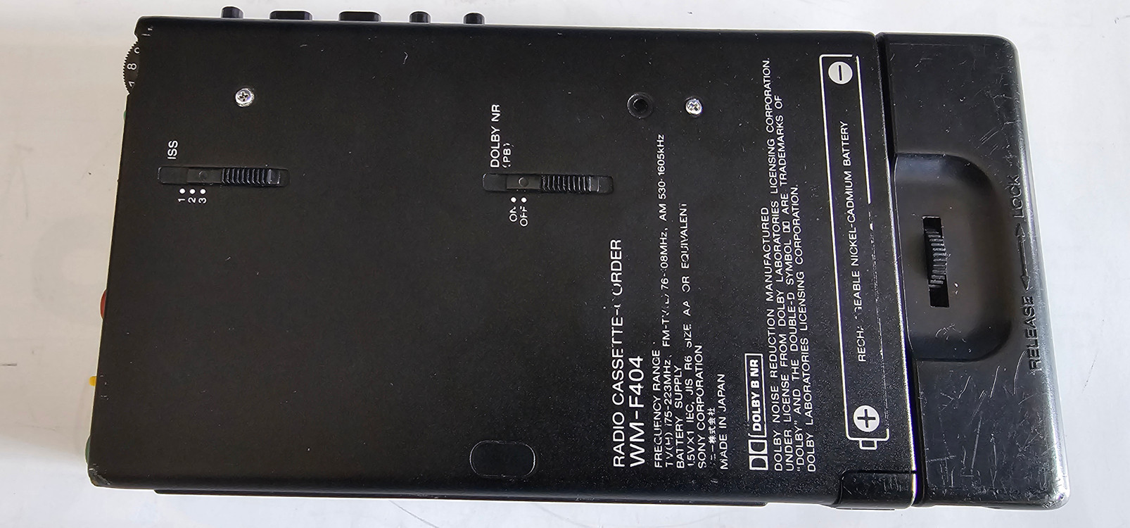 SONY WM-F404 워크맨 작동품 이미지