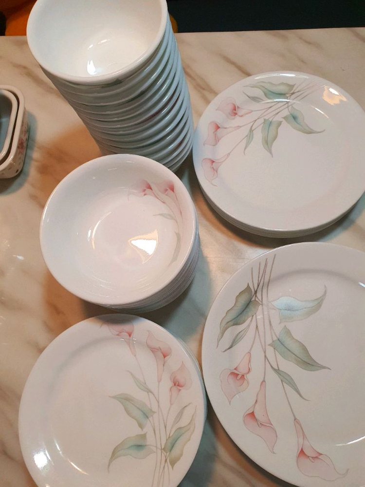 단종된 빈티지 코렐 백합 그릇 개당값 이미지