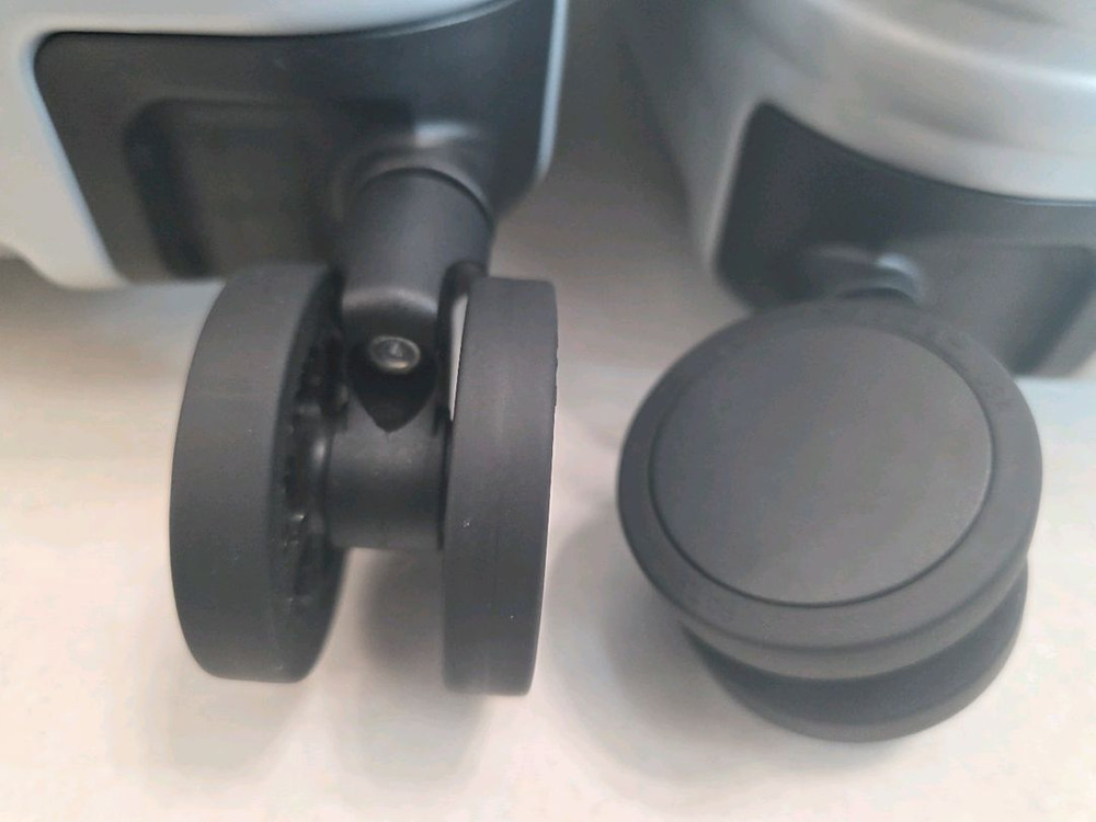 내셔널지오그래픽 18인치 기내용 캐리어 실버 이미지