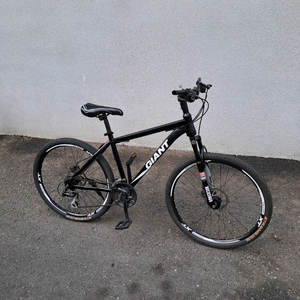 MTB 자전거 싸이클 픽시 로드바이크 하이브리드 접이식미니벨로 그래블 전기자전거 생활자전거 26인치 검정색 블랙 이미지