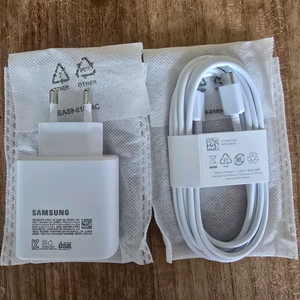 새상품)삼성정품 45W C타입 초고속충전기와CtoC케이블세트 핸드폰충전기 이미지